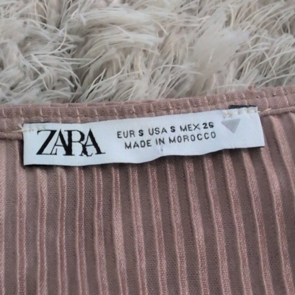 Zara Pleated Plisse Long Sleeve Blouse Dusty Taupe - Picture 5 of 5